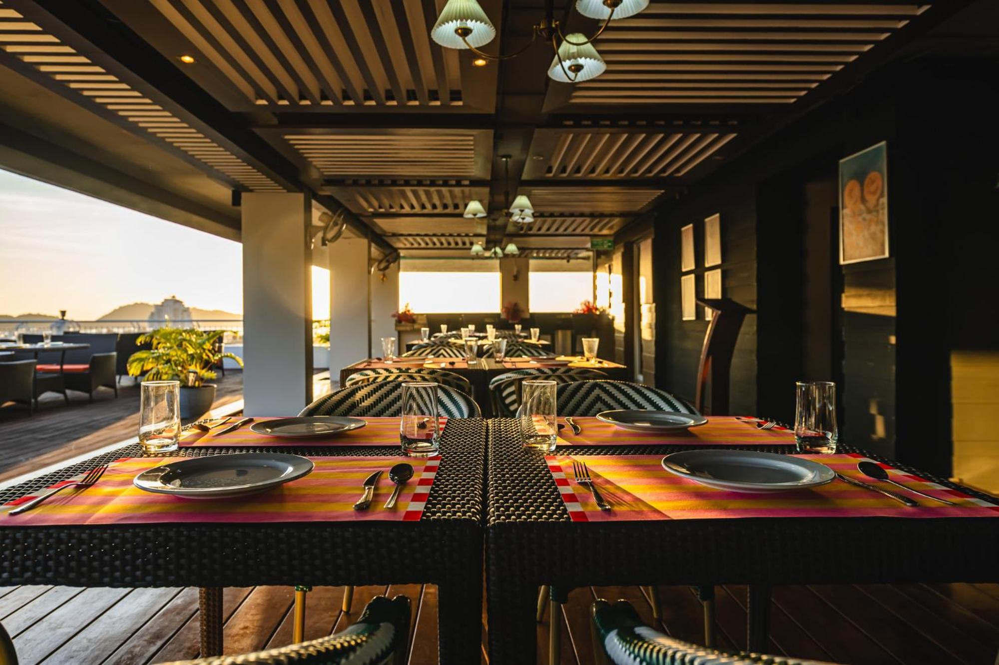 Hotel Casa Del M Phuket - Newly Renovated Patong Exterior foto