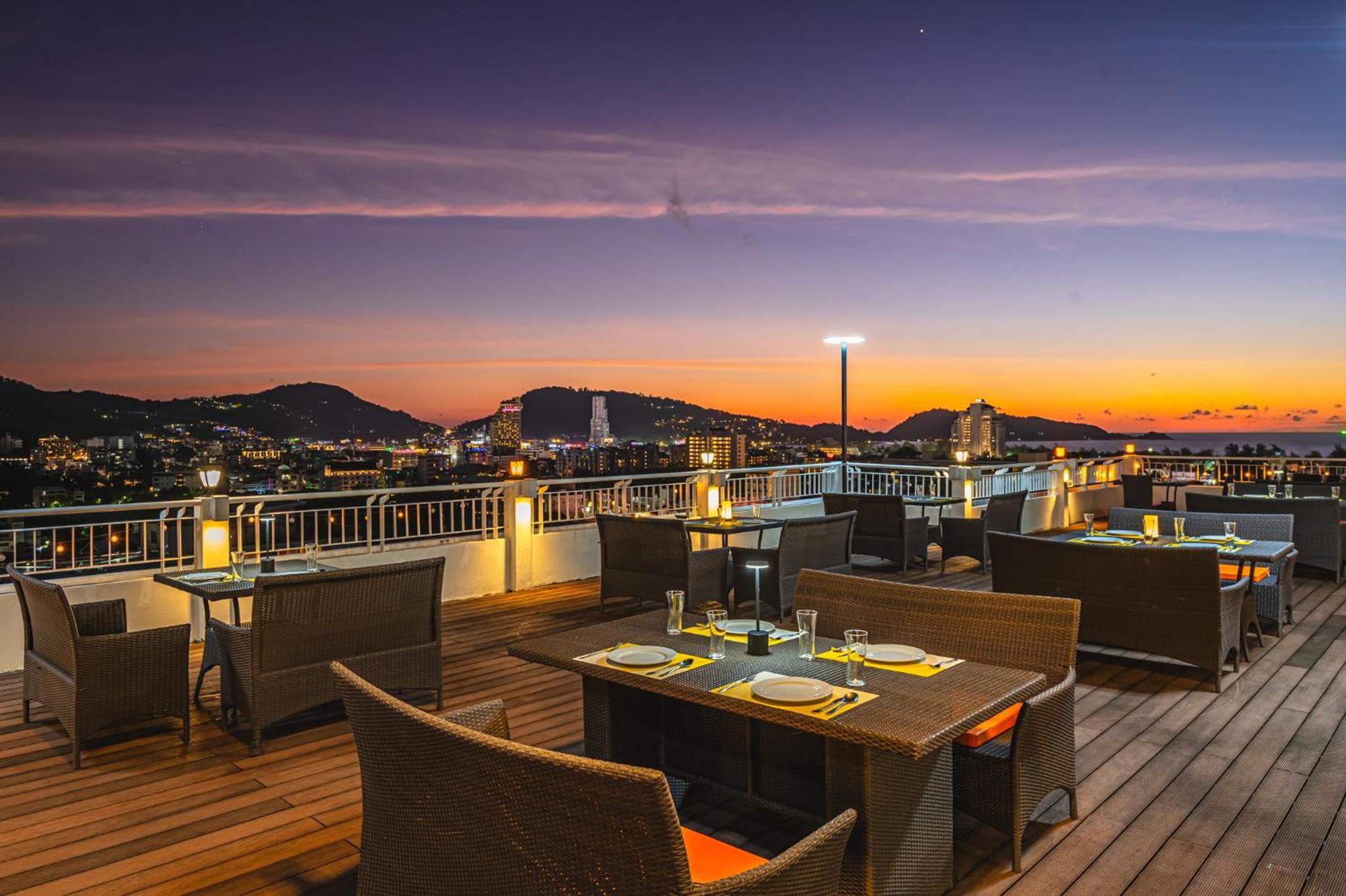 Hotel Casa Del M Phuket - Newly Renovated Patong Exterior foto
